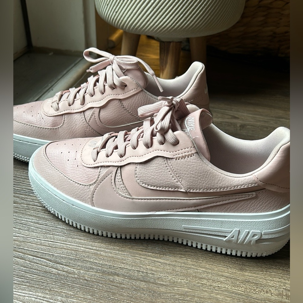 Pink Nike Air Force 1